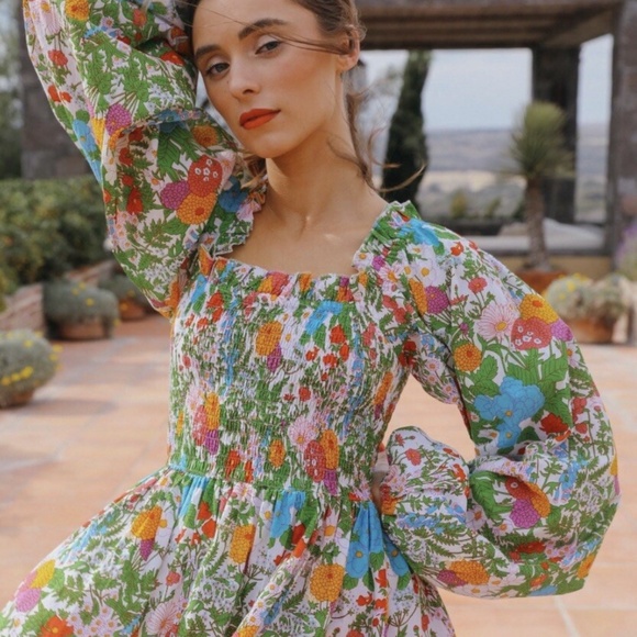 NEW Mille Calista Mini Dress in Summer Garden Smocked Floral Dress - size large - Picture 5 of 8